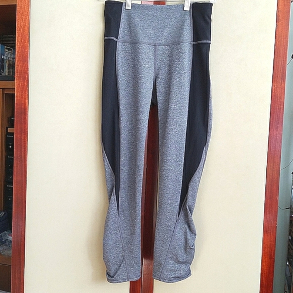 Lululemon On Your Mark Crop Leggings 6